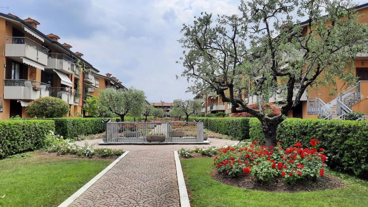 Dolce Vita Family Apartment Sirmione Exterior foto
